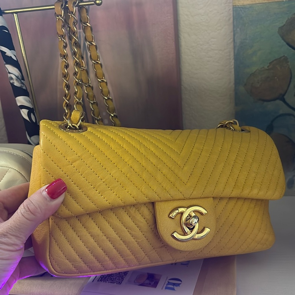 This listing is created for my live show!